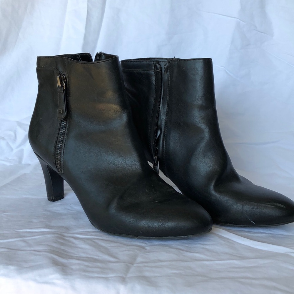 Ankle boot heels